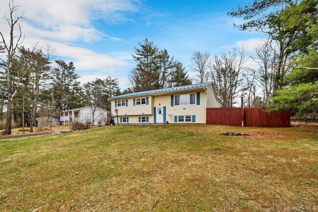 Foto del edificio - 10 Hanover Dr