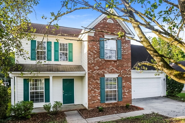 Building Photo - 2954 Hawick Commons Dr