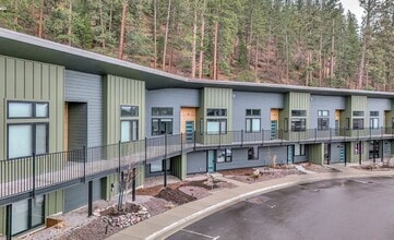 Building Photo - 1250 Basecamp Dr