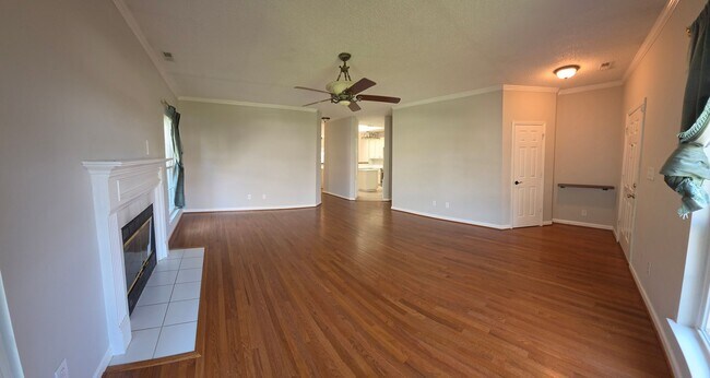 Building Photo - 2607 Quail Ridge Ln SW