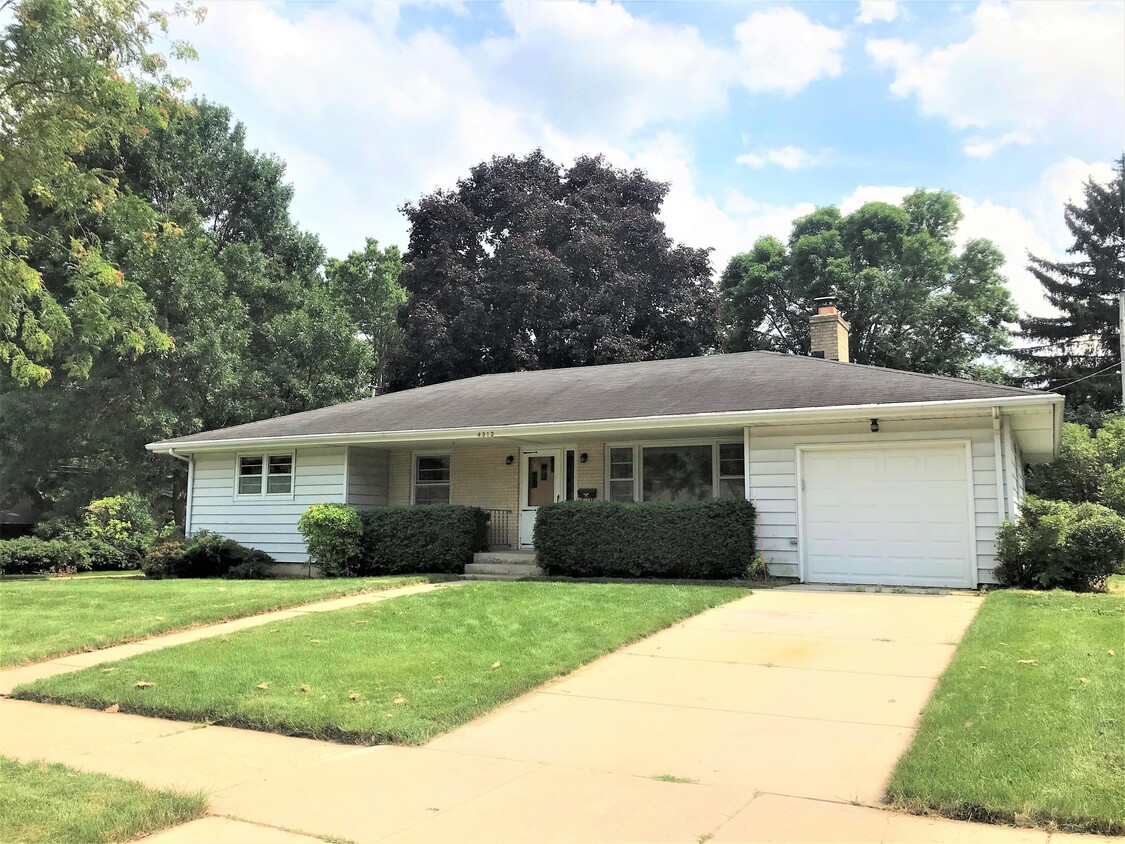 Primary Photo - 4313 Wakefield St