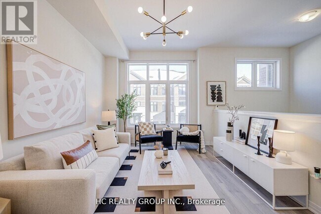 Photo du bâtiment - 34 Millman Ln