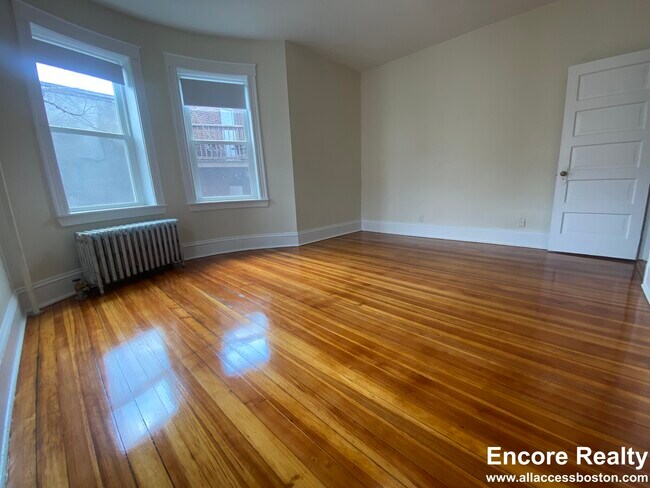 Foto del edificio - 1375 Commonwealth Ave