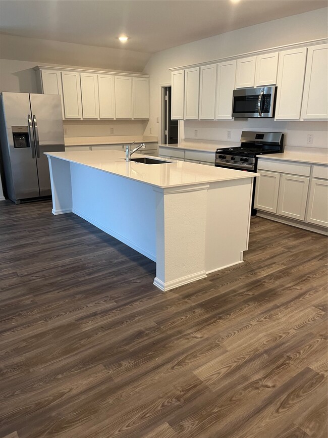 Building Photo - 3712 River Sand Rd