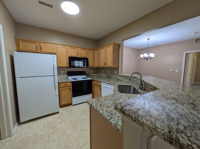 Foto del edificio - 24107 Chesapeake Cir