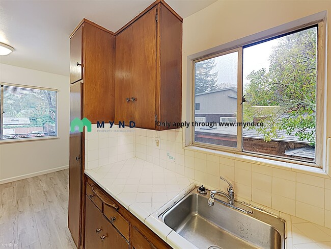 Foto del edificio - 2 br, 1 bath  - 57 Tamalpais Ave Apt 7 Apt 7
