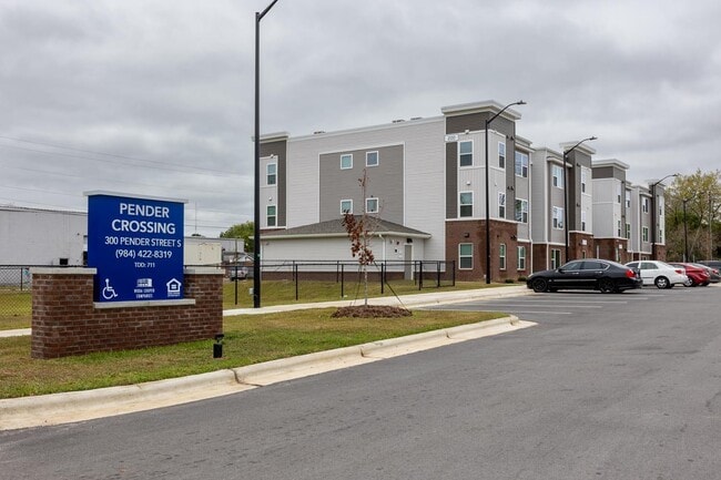 Building Photo - Pender Crossing