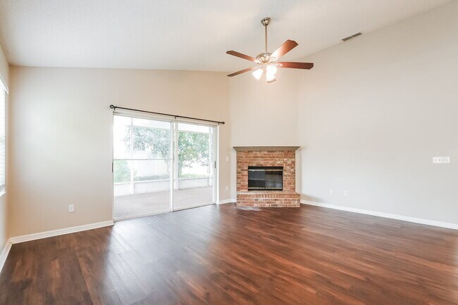 Building Photo - 2756 River Ridge Dr
