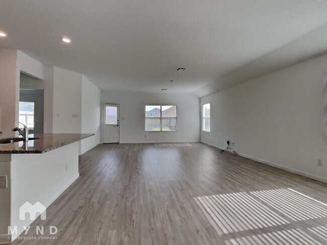 Foto del edificio - 5908 Geronimo Wy