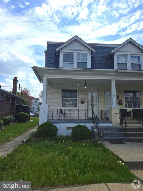 Building Photo - 822 Delta Ave