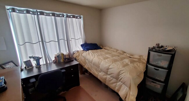 Foto del edificio - Fantastic Views From This Three Bedroom Townhome