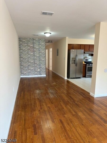 Foto del edificio - 111 Highland Ave