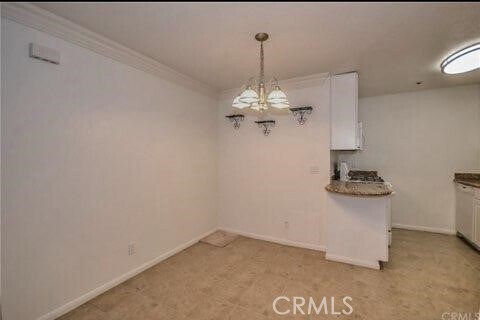 Building Photo - 729 S Knott Ave