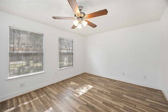 Building Photo - 5315 Cherie Crest Ct