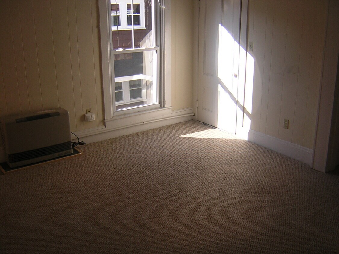 Living Room - 207 Coyle St Apt 4