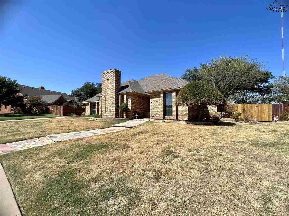 Primary Photo - 4304 Chelsea Dr