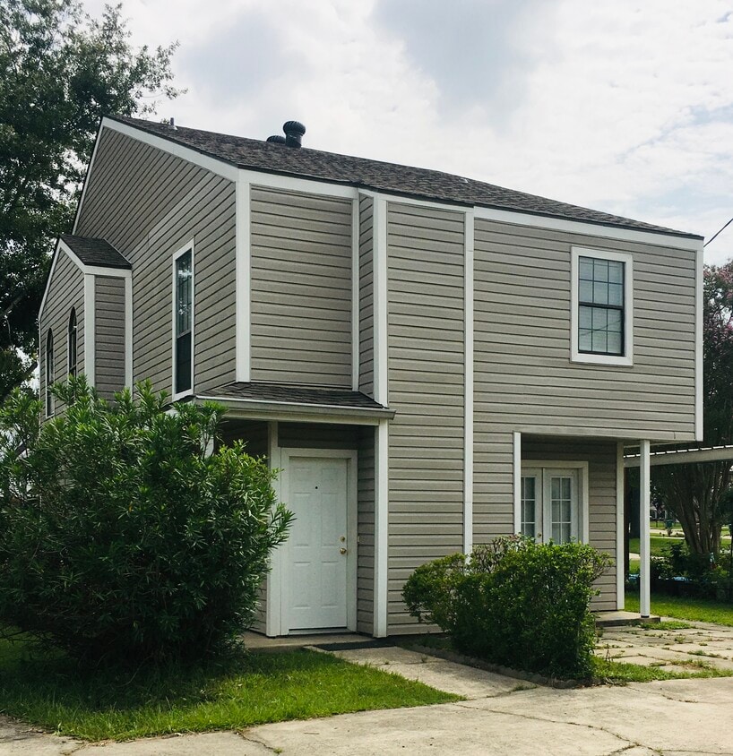 64 Dogwood Ln, Sulphur, LA 70663 Townhome Rentals in Sulphur LA