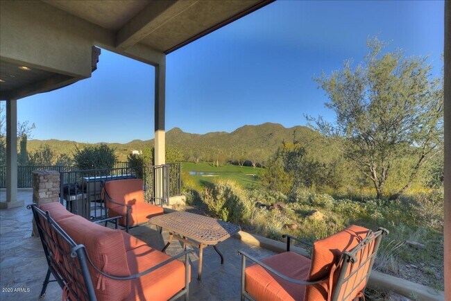 Building Photo - 16329 W Serenity Ln