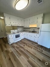 Building Photo - 1116 Winton Ave