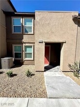 Building Photo - 6108 Hibiscus Gdn St