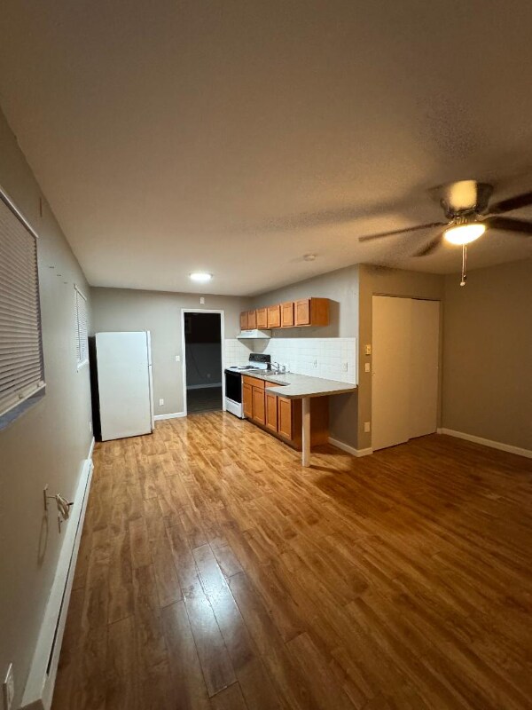 Foto del edificio - 2602 Chesterfield Ct