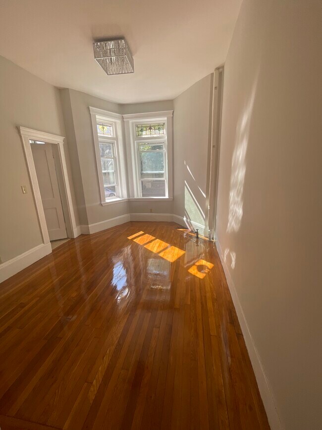 Foto del edificio - 38 Hemenway St