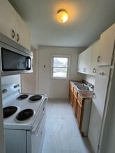 Building Photo - 1310-1312 E 25th Ave