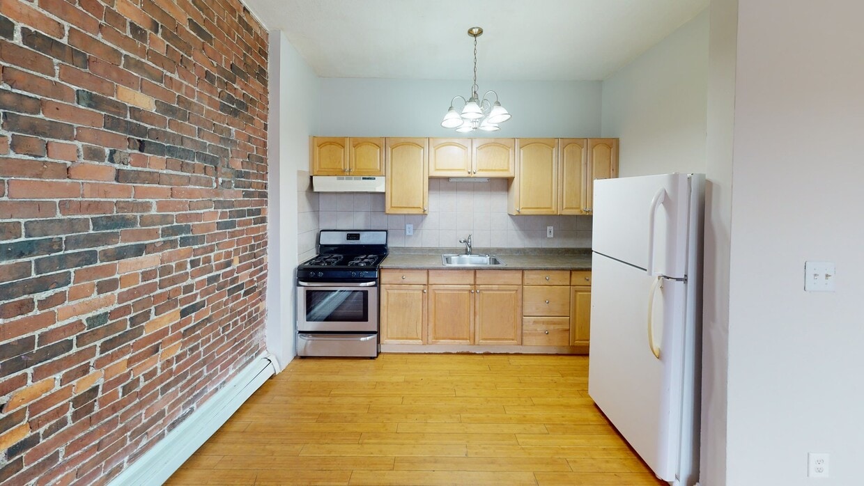 Photo - 338 Warren St Apartment
