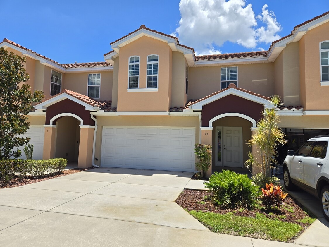 Primary Photo - 14 Meridian Dr