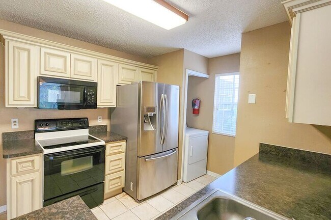 Building Photo - 1141 Exceller Ct