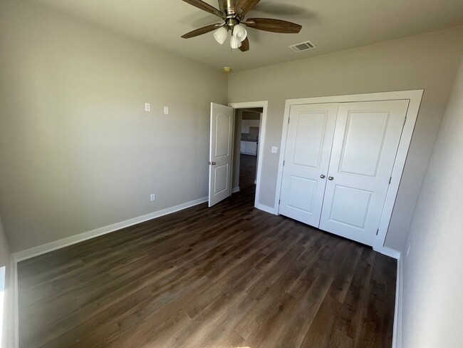 Foto del edificio - Beautiful 3 BR / 2 BA Home in Corsicana!