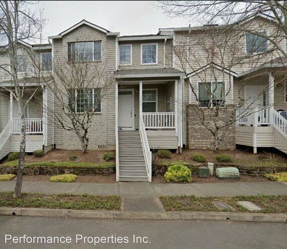 2 br, 2 bath House 14473 SE Oregon Trail... House Rental in