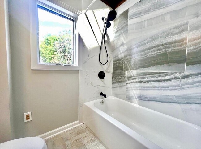 Foto del edificio - 512 76th St