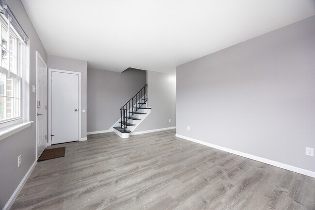 Foto del edificio - 1114 Bayless Pl