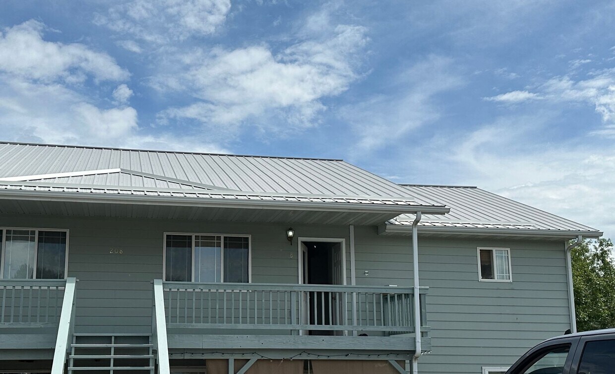 208 Show Pl Unit B, Belgrade, MT 59714 Room for Rent in Belgrade, MT