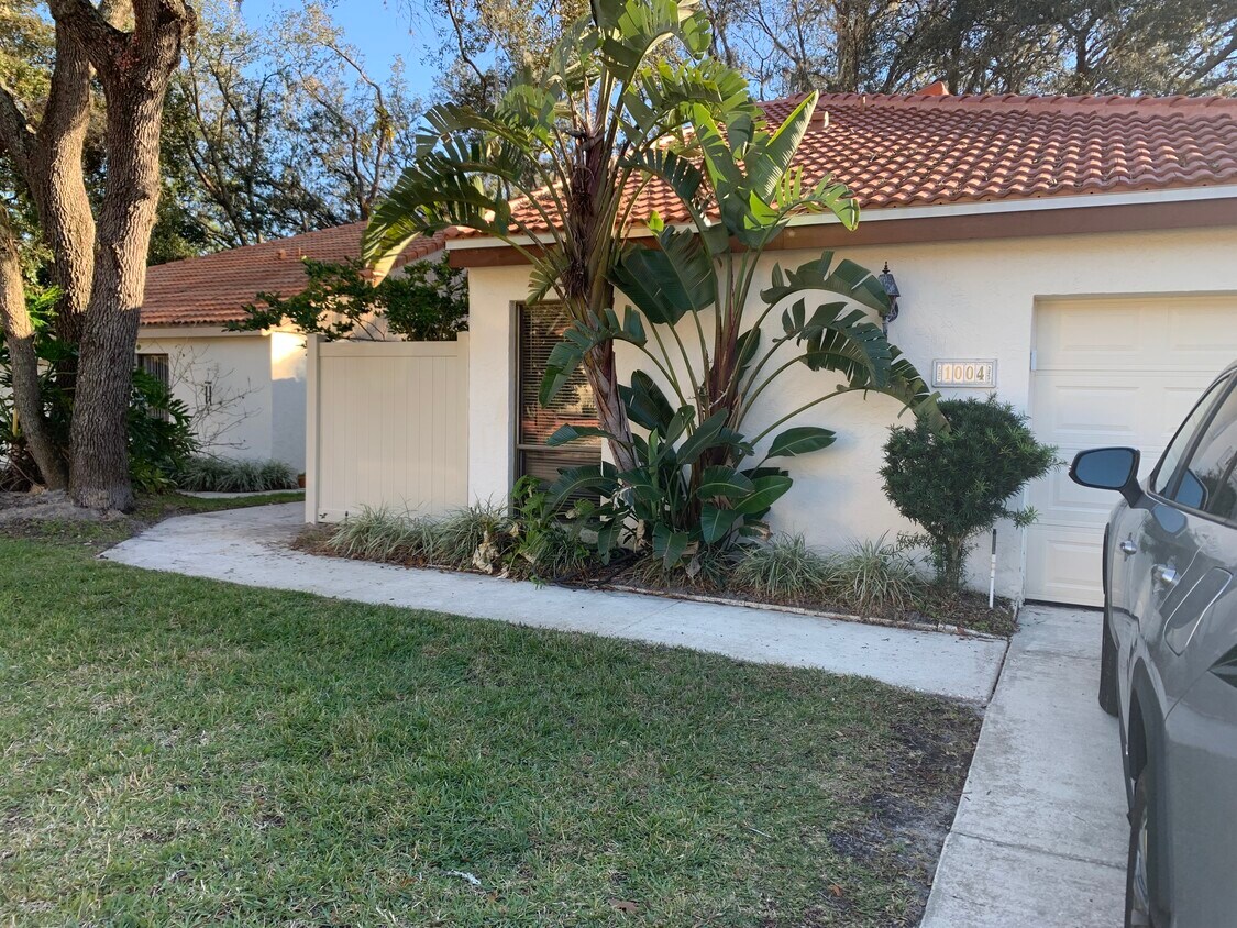 1004 W Pebble Beach Cir, Winter Springs, FL 32708 House for Rent in