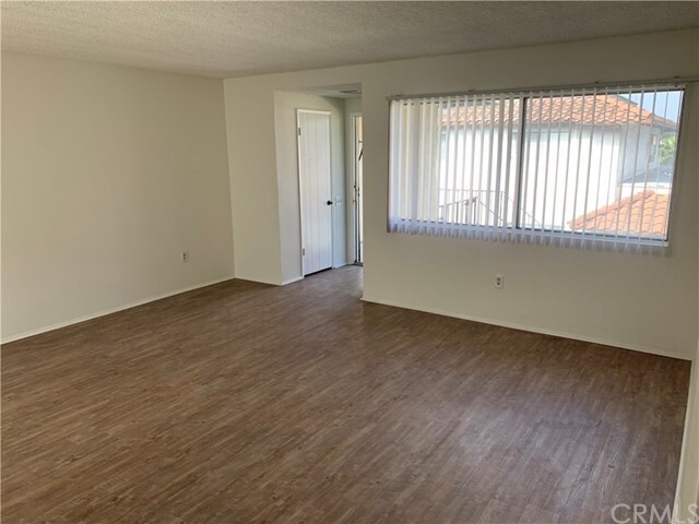 Foto del edificio - 414 W Stevens Ave