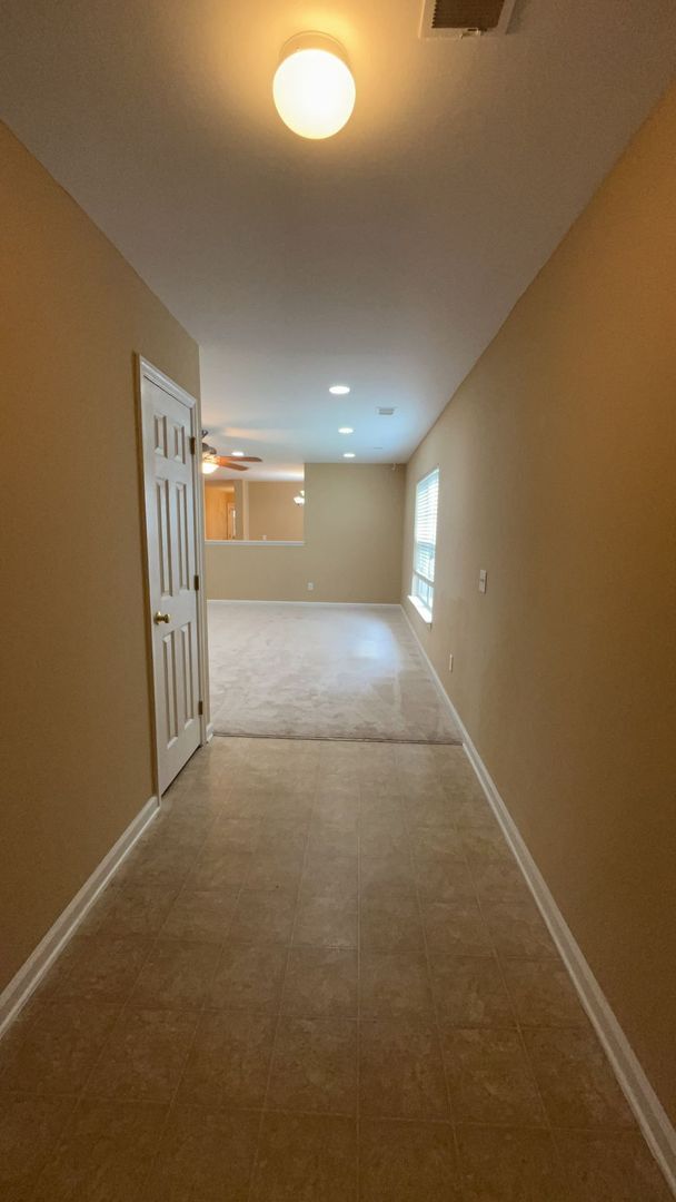 Foto del edificio - 135 Wildberry Ln