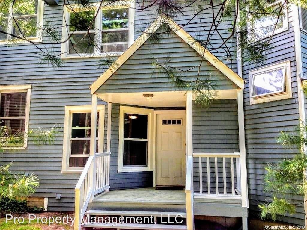 Primary Photo - 167 Old Foxon Rd