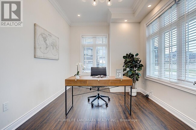 Photo du bâtiment - 1301 Felicity Gdns