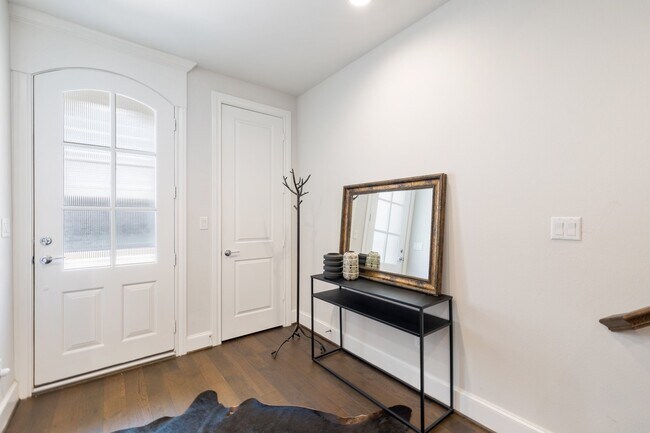 Foto del edificio - 2711 Stelter Pl