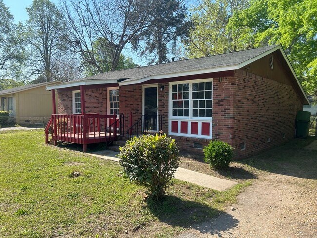 Foto del edificio - 4539 Bluff Rd
