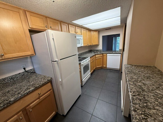 Foto del edificio - 3700 S Osprey Ave