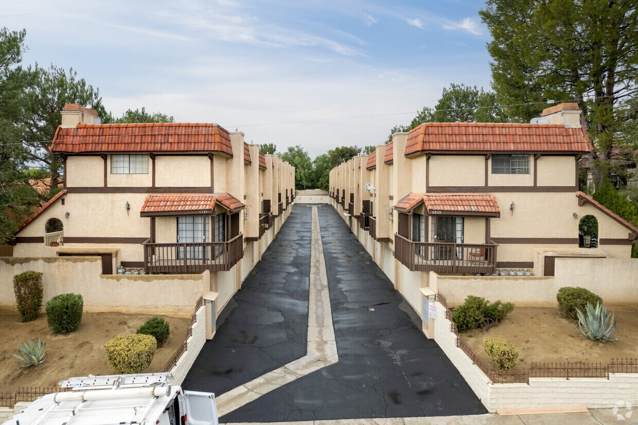 37 Apartments for Rent in Agoura Hills, CA Westside Rentals