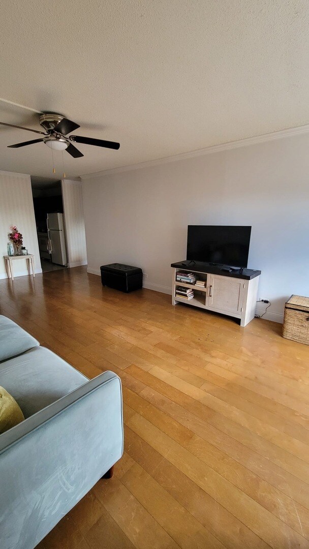 Foto del edificio - 1340 N Dearborn St