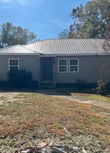 Building Photo - 711 15th St W