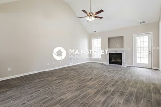 Building Photo - 165 Sawgrass Way