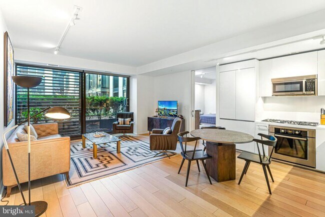 Foto del edificio - 920 I St NW