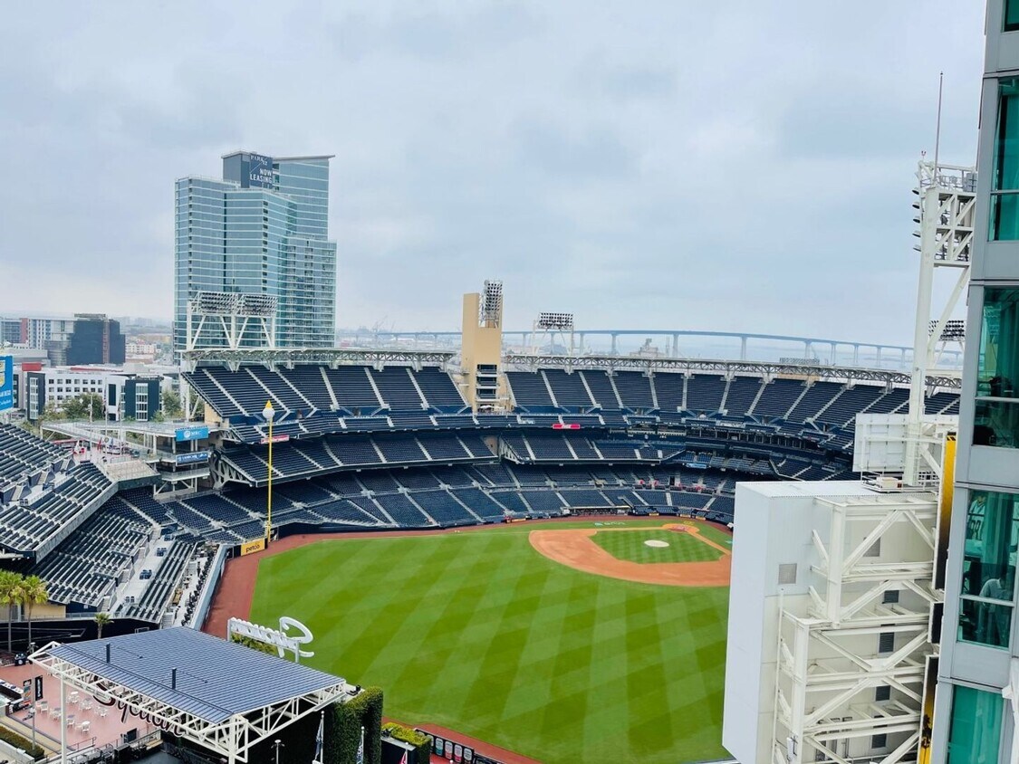 Foto principal - Ballpark View Condo at The Legend!
