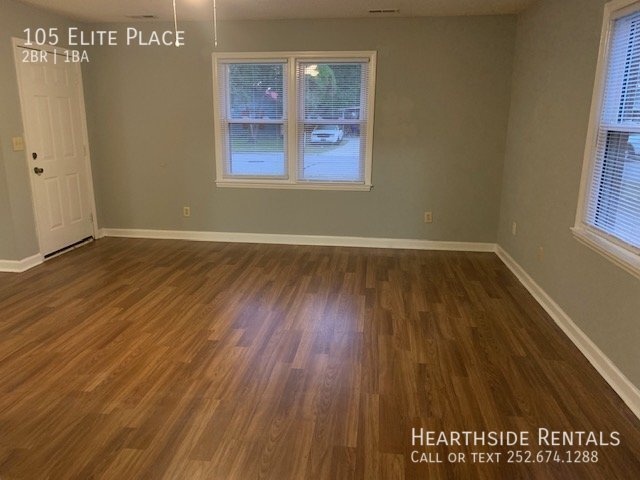 Building Photo - 2 Bed / 1 Bath House on Elite Pl